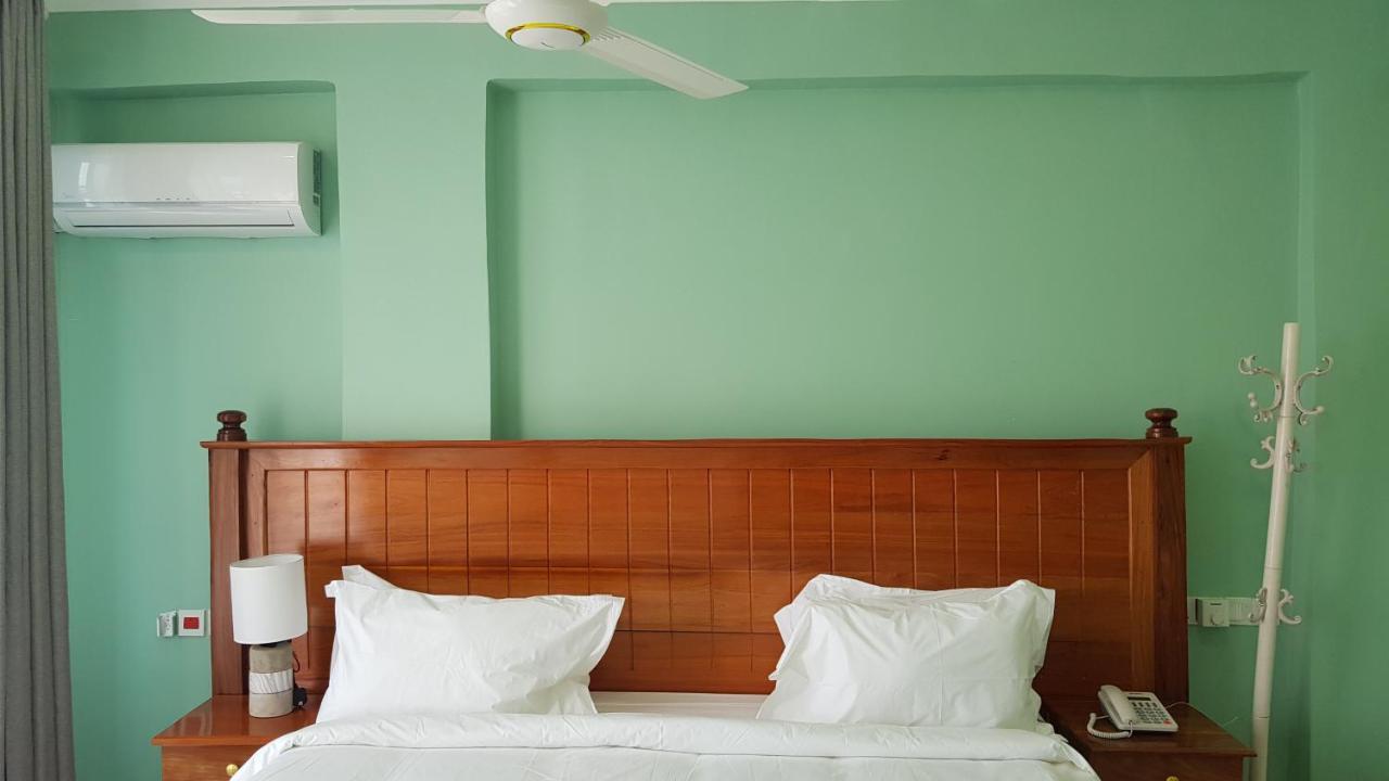 Eastern City Hotel โดโดมา ภายนอก รูปภาพ